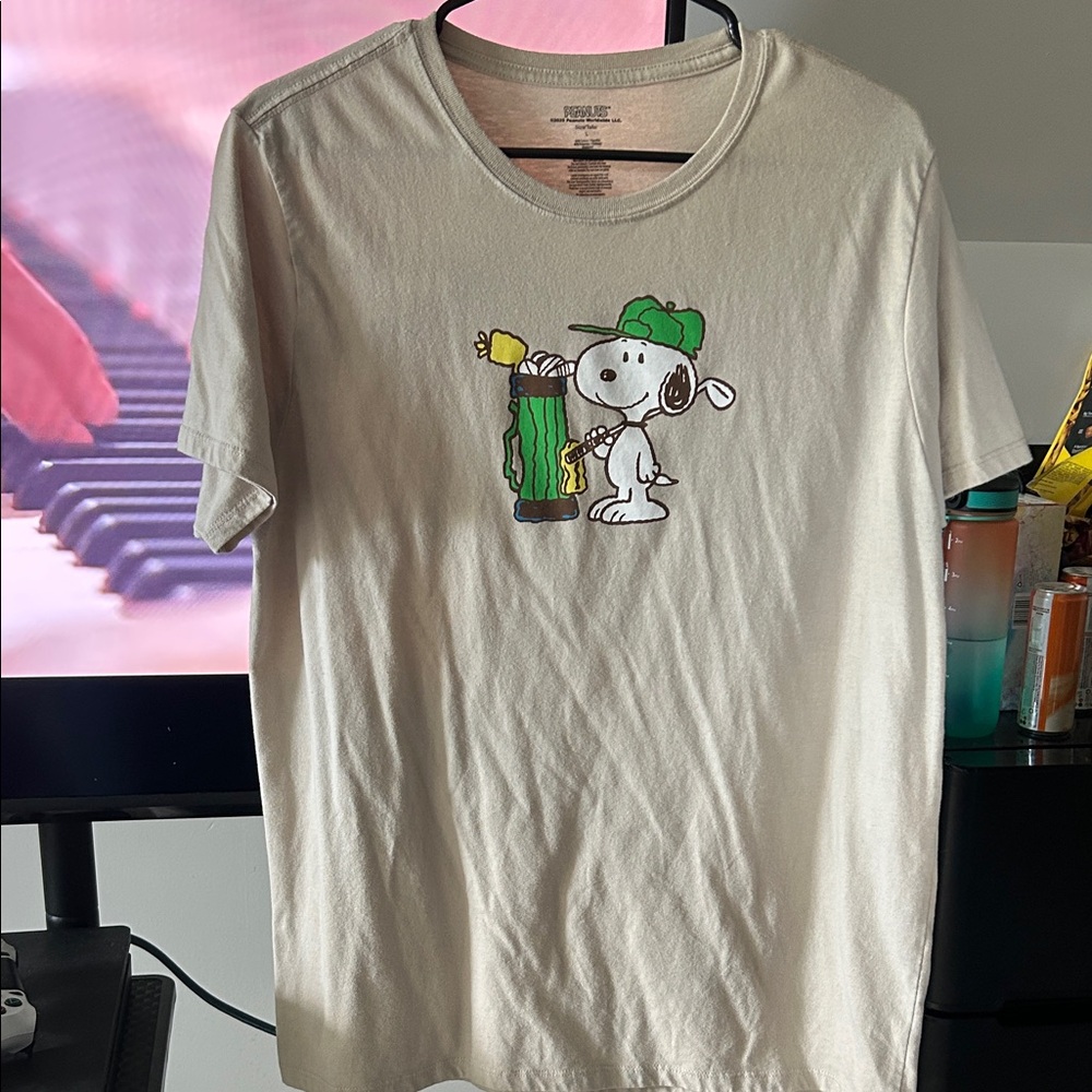 Aeropostale Cream Snoopy Graphic Tee